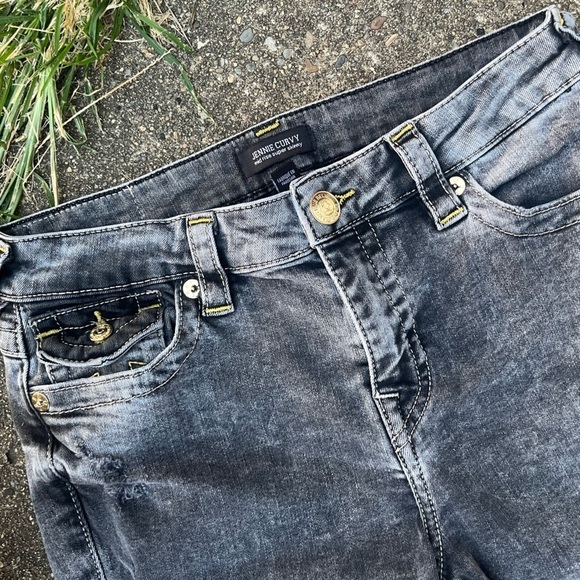 True Religion Jennie Super Skinny Dark Whisper Destroyed Jeans 29x29 - Picture 3 of 9